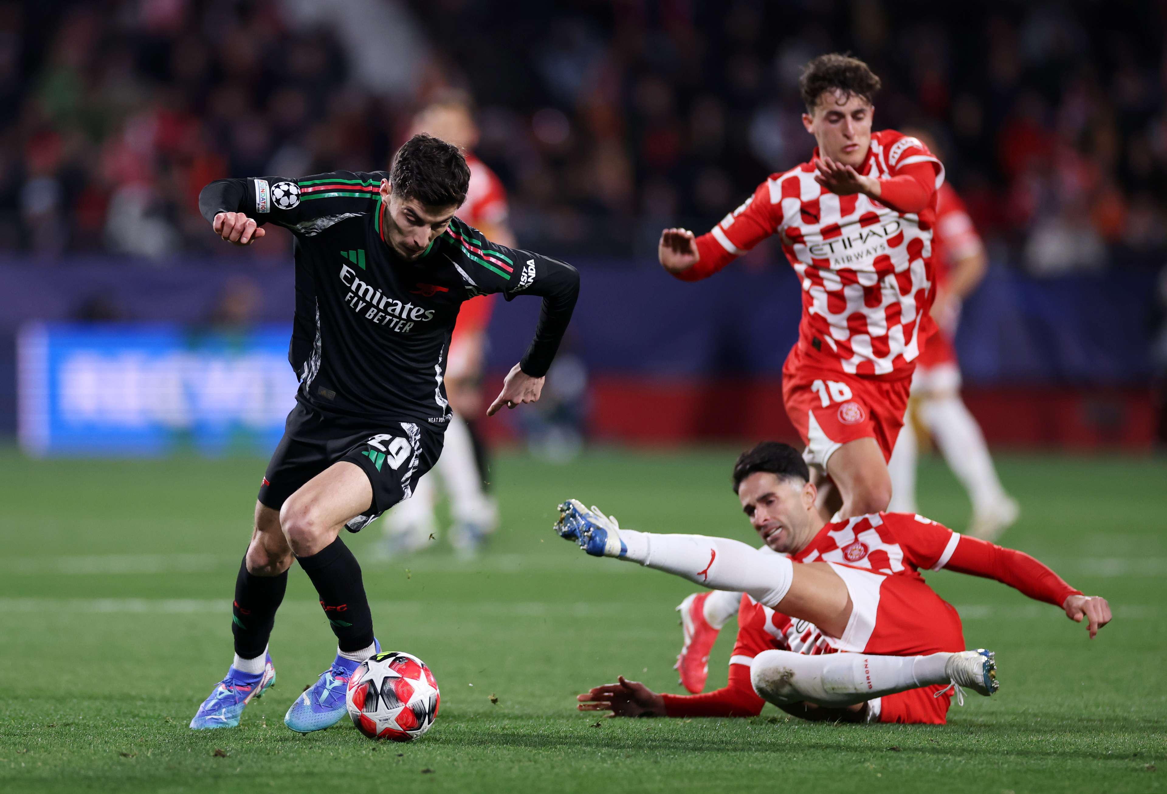 并在亚冠赛 并在亚冠赛