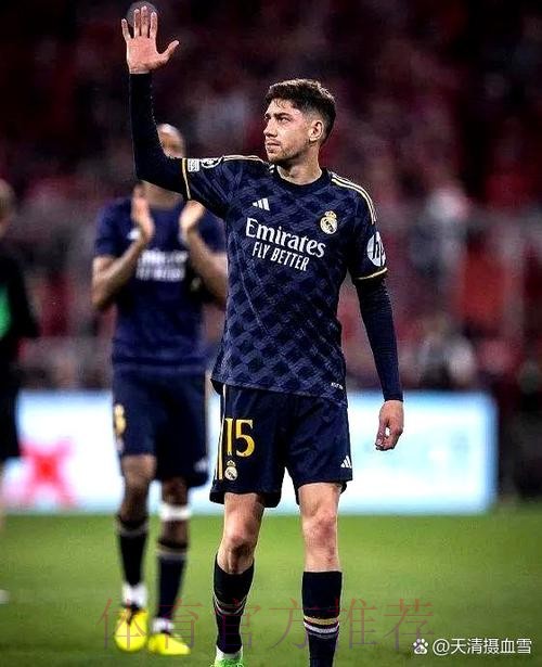 官方:巴斯克斯左腿肌肉受伤 退出欧冠对曼城名单